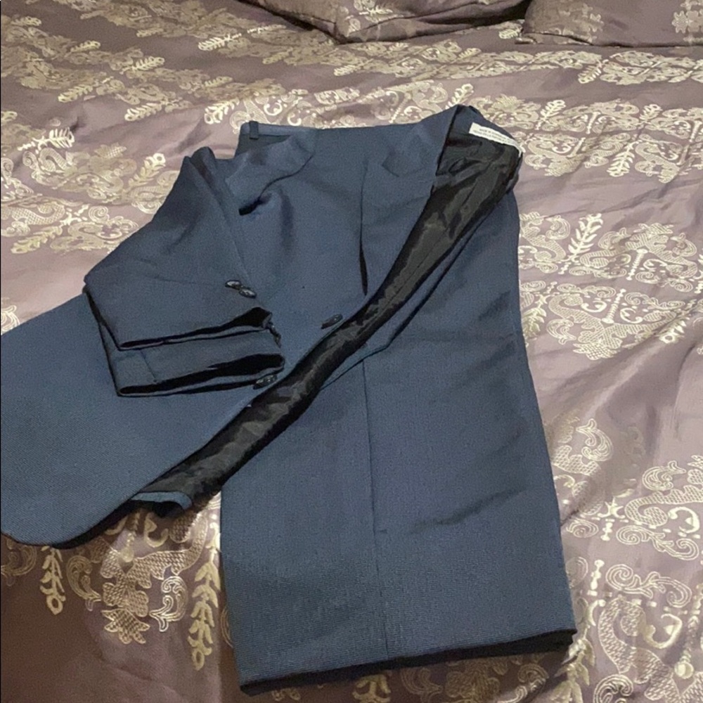 Complete suit